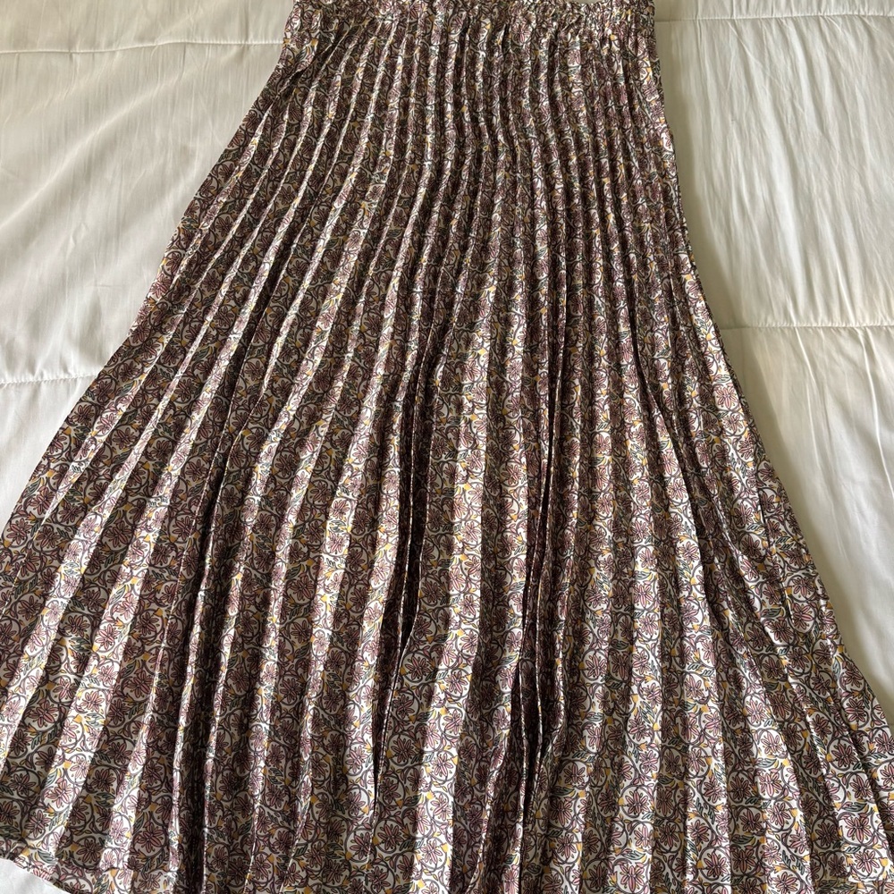 Max Studio Multicolor Pleated Maxi Skirt